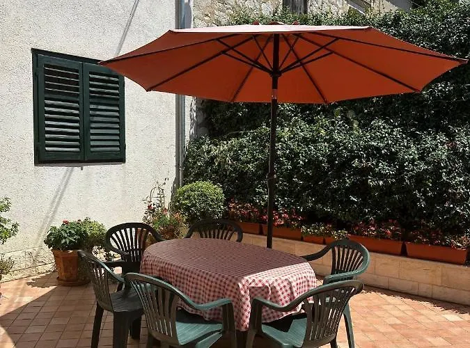 Longa Gostinjska kuća